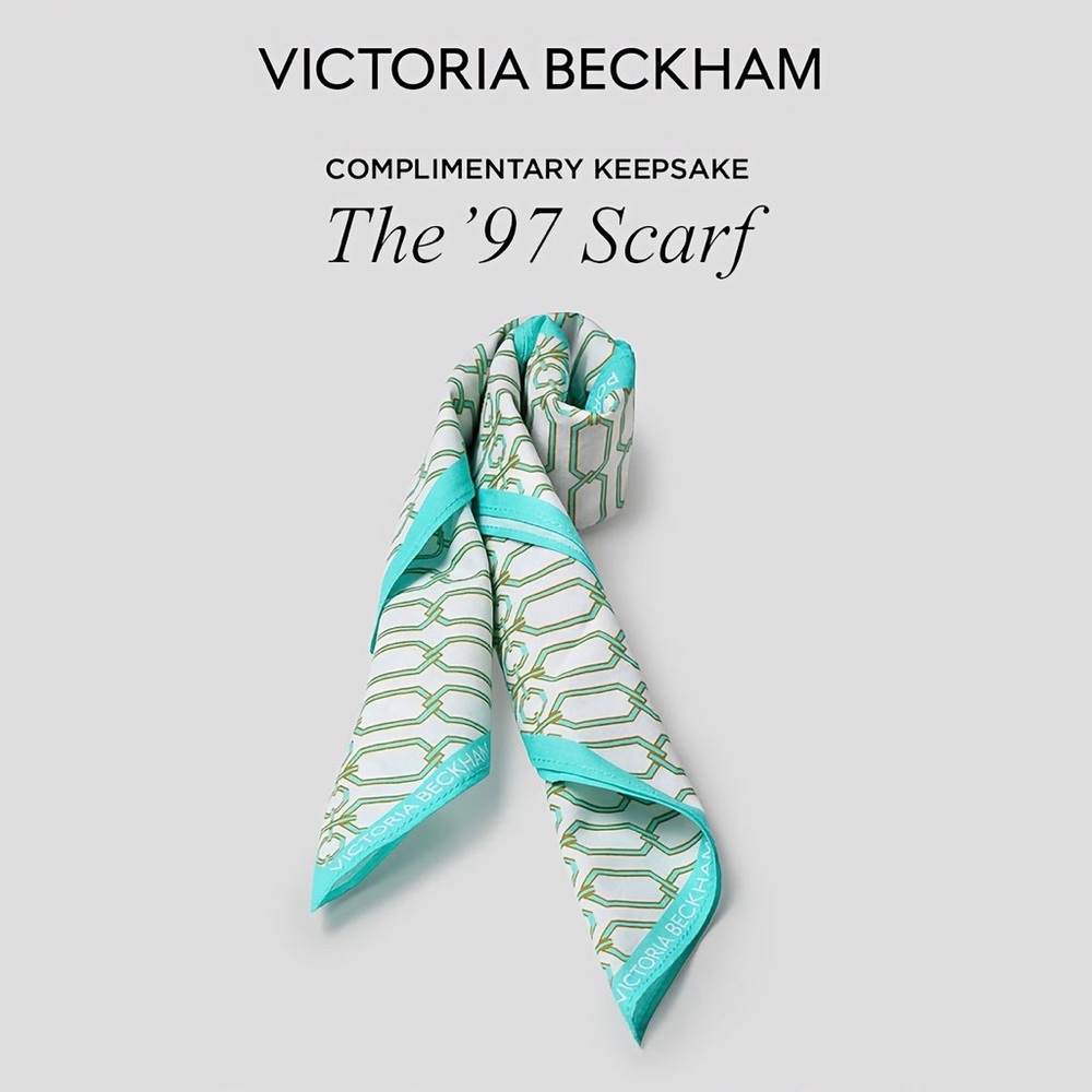 Victoria Beckham ‘97 Portofino Collection Geometric Scarf with Teal Trim NWT - Picture 4 of 6